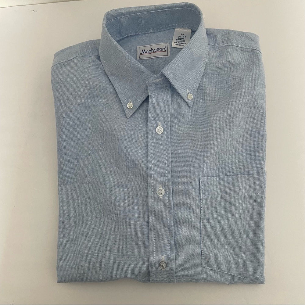 Manhattan Men's Blue  Small Dress Shirt. 15 34-35 New without tags. Button up